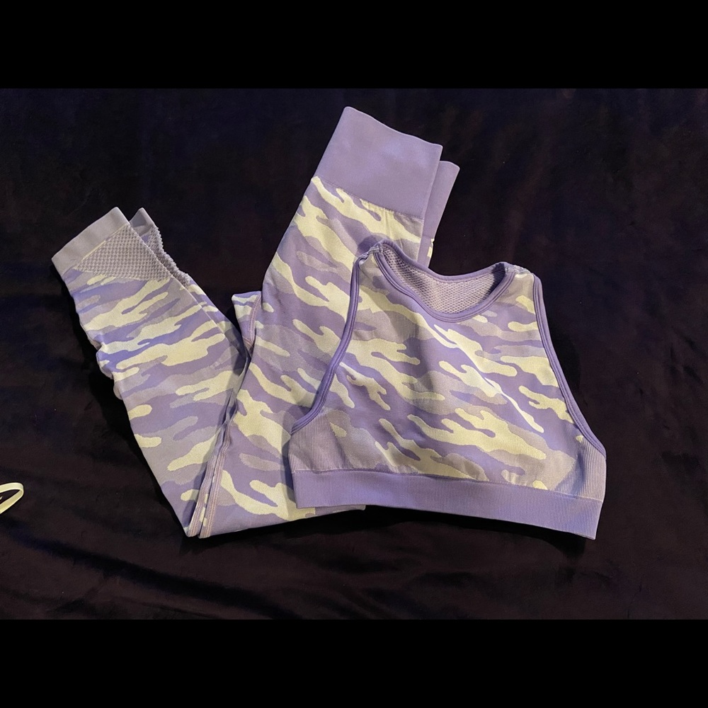 Purple camo set
